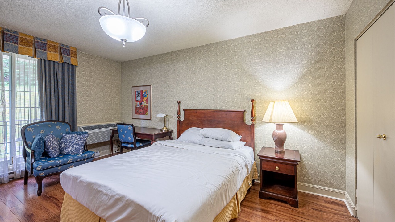 Photo of Bedroom in Saint-Sauveur