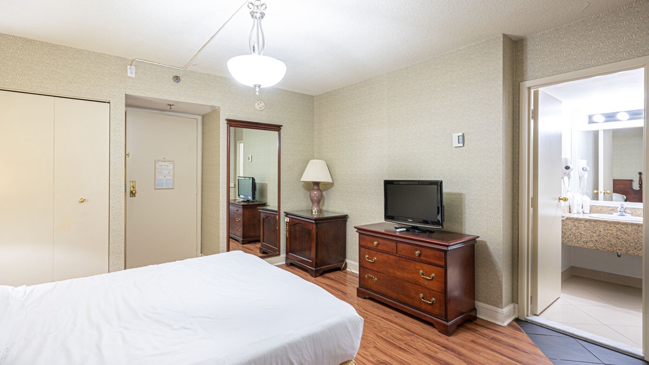 Photo of Bedroom in Saint-Sauveur