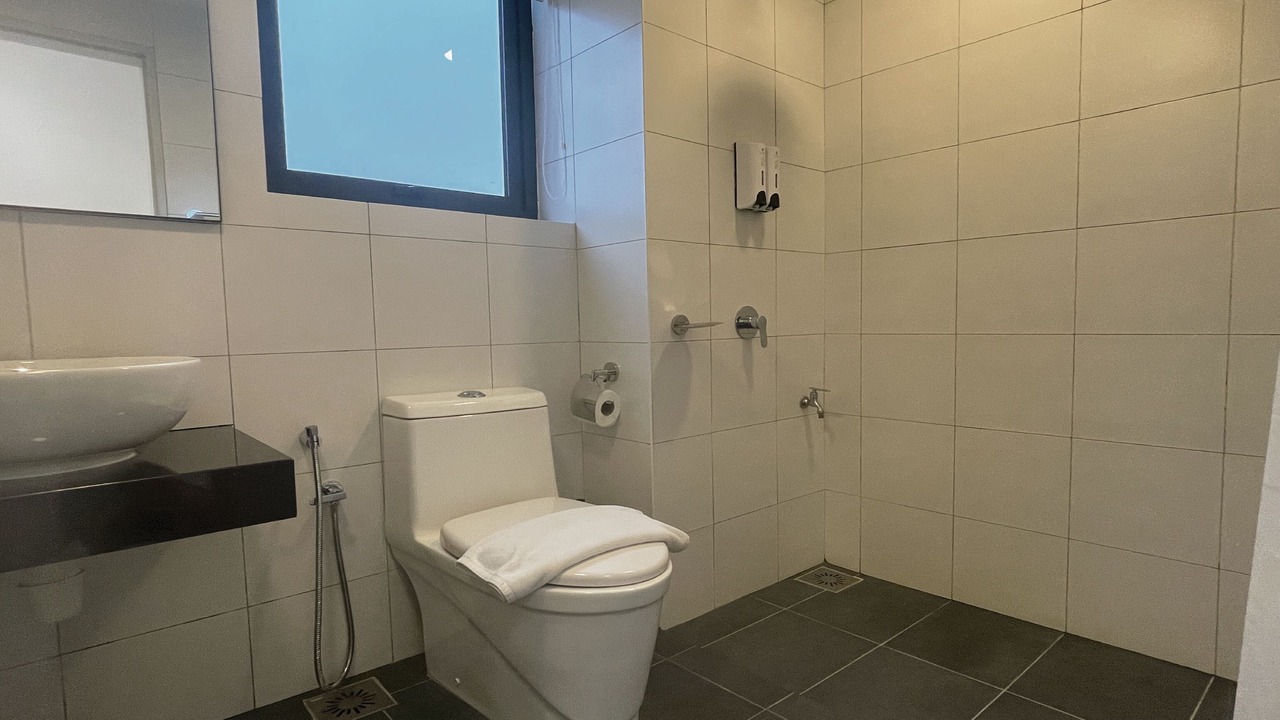 Photo of Bathroom in Pekeliling