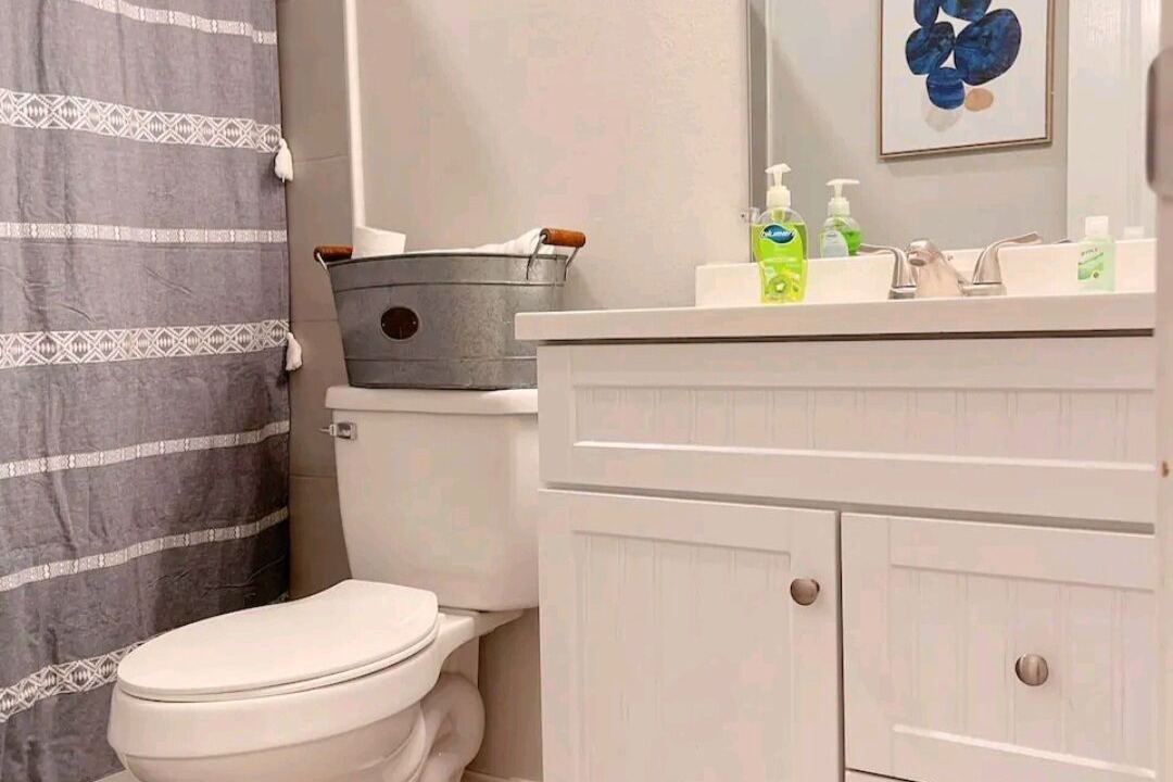 Photo of Bathroom in Bonanza