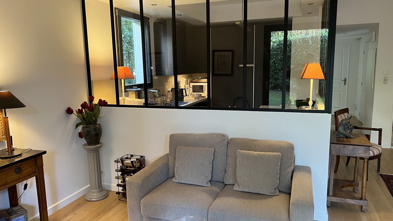 Photo of Livingroom in Saint-Cloud