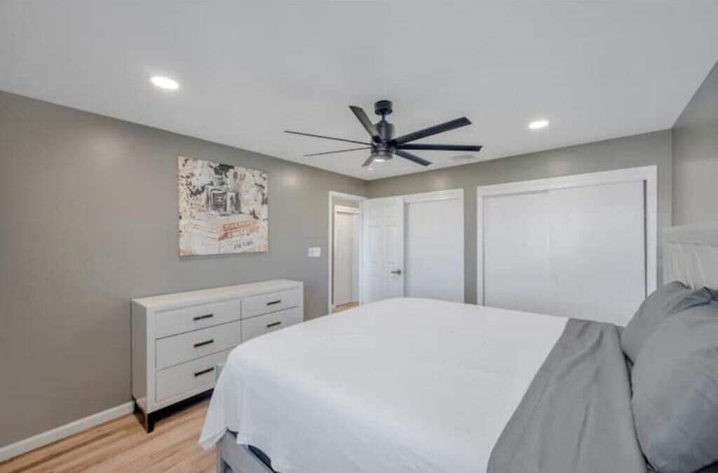 Photo of Bedroom in Long Beach