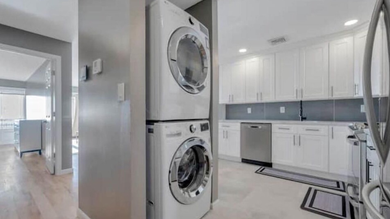 Photo of Others in Long Beach