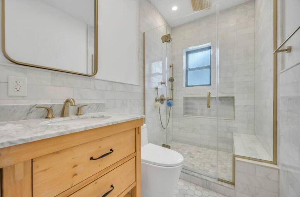 Photo of Bathroom in Long Beach