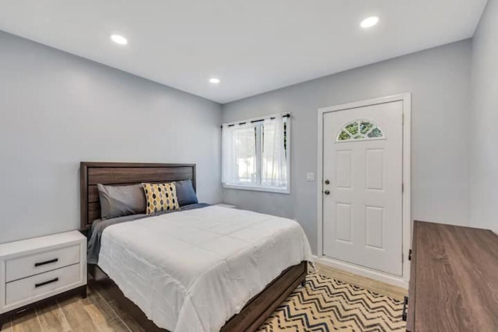 Photo of Bedroom in Long Beach