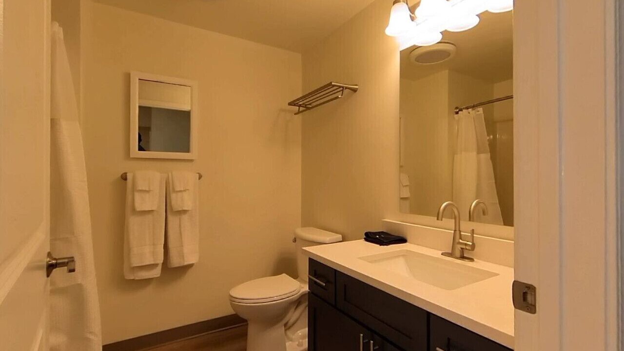 Photo of Bathroom in Oread