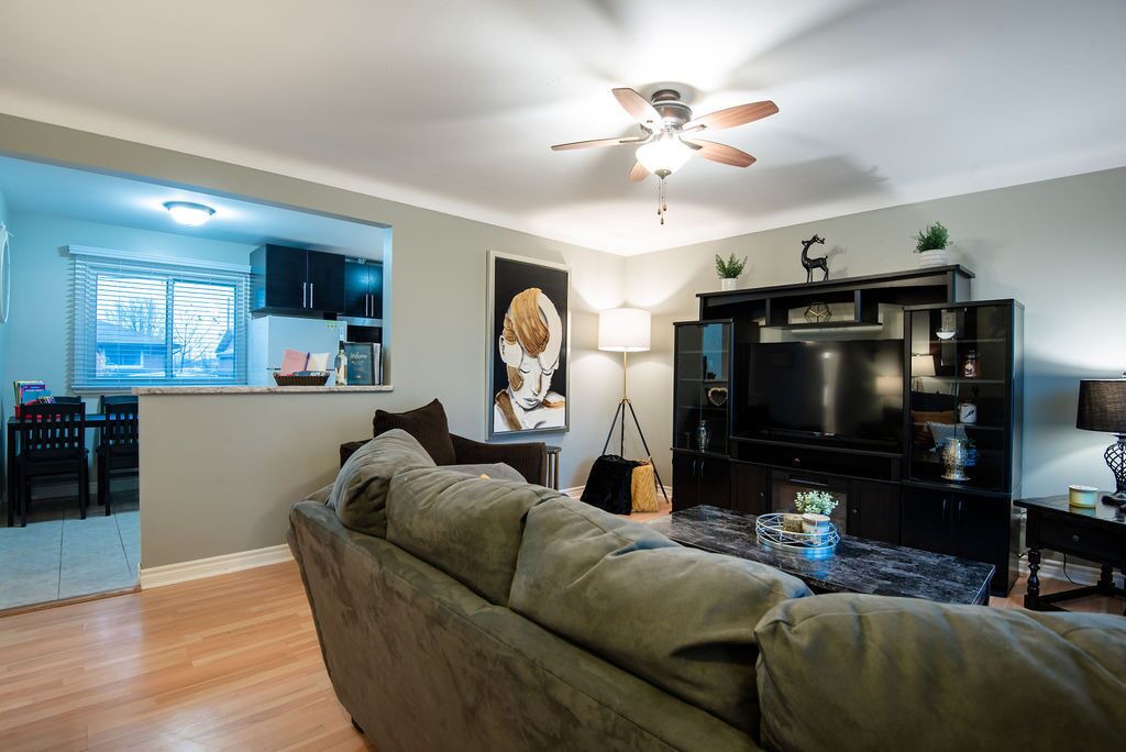 Photo of Livingroom in Welland