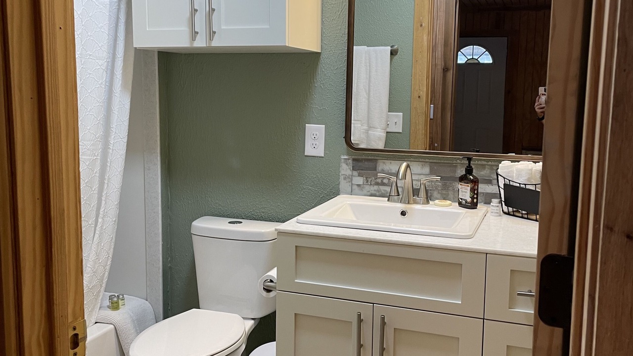 Photo of Bathroom in Porum