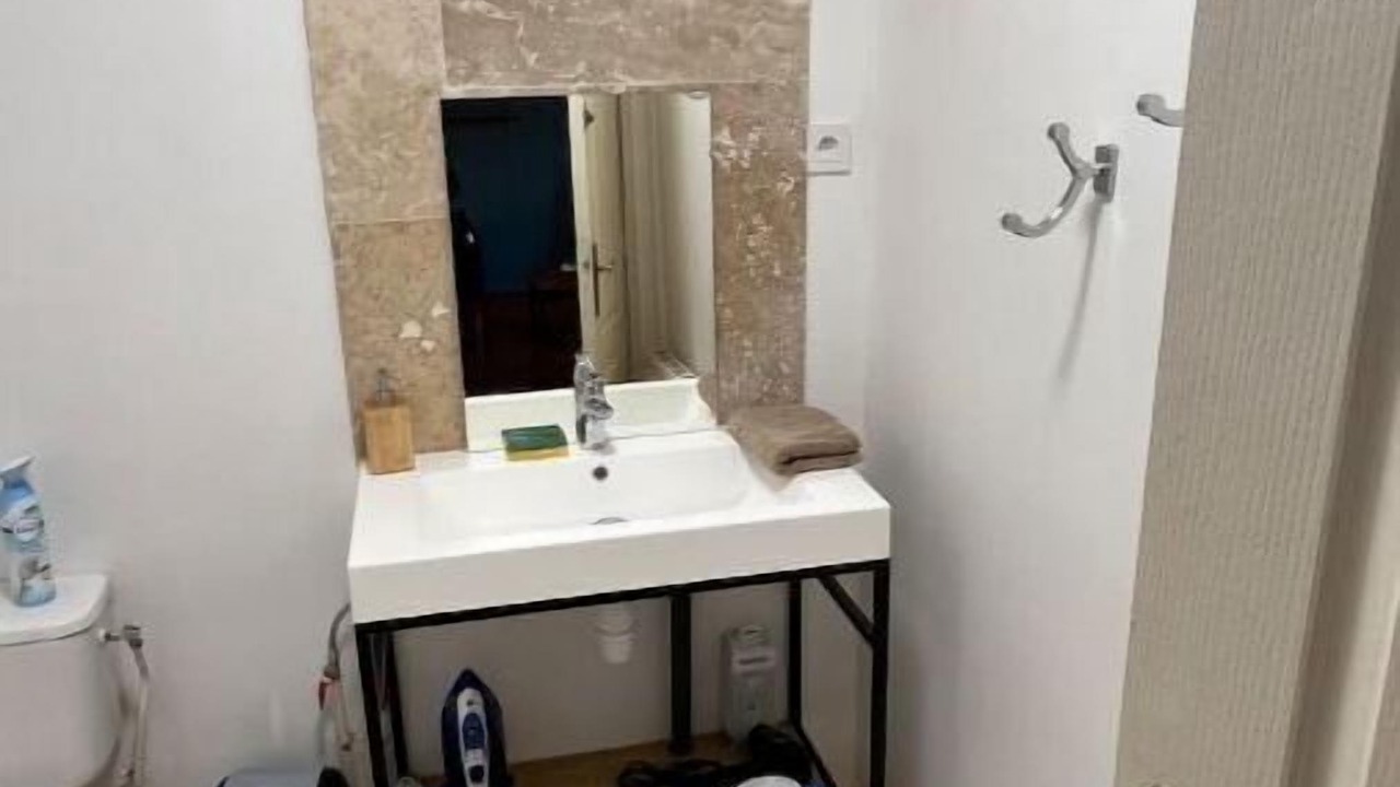 Photo of Bathroom in Melun