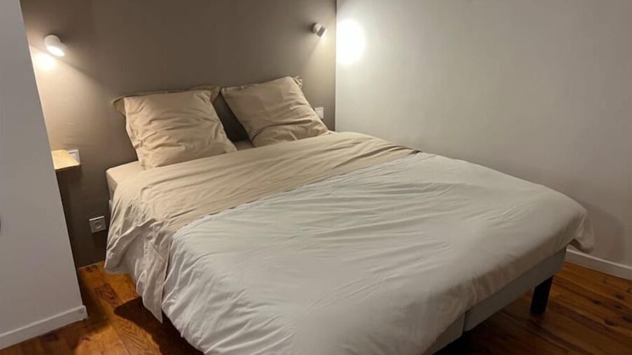 Photo of Bedroom in Melun