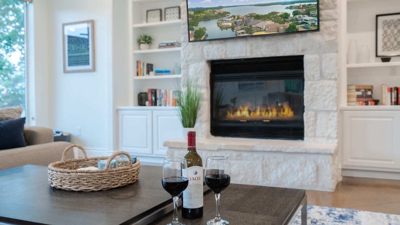 Photo of Livingroom in Horseshoe Bay West