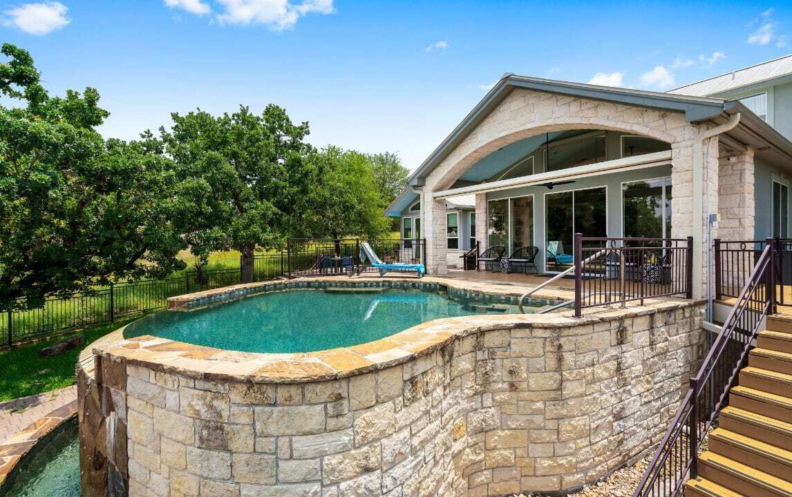 Photo of Outdoor in Horseshoe Bay West