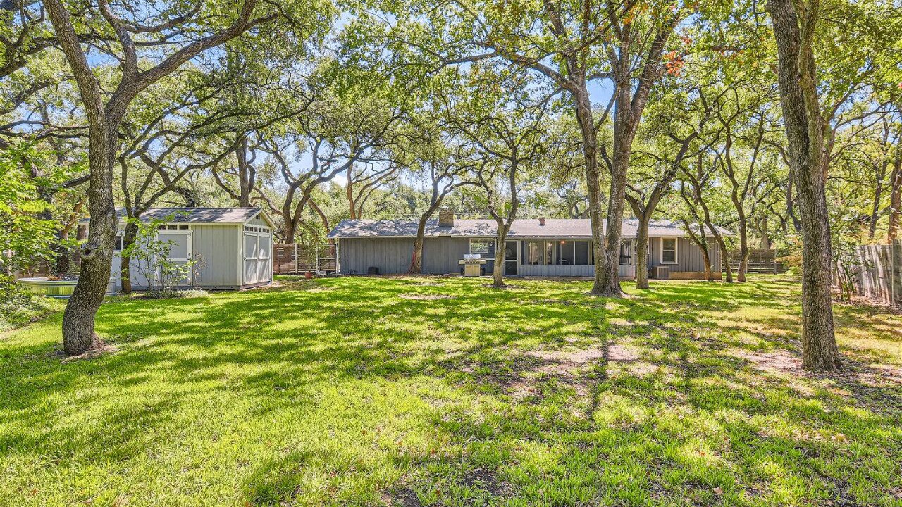 Photo of Outdoor in McNeil