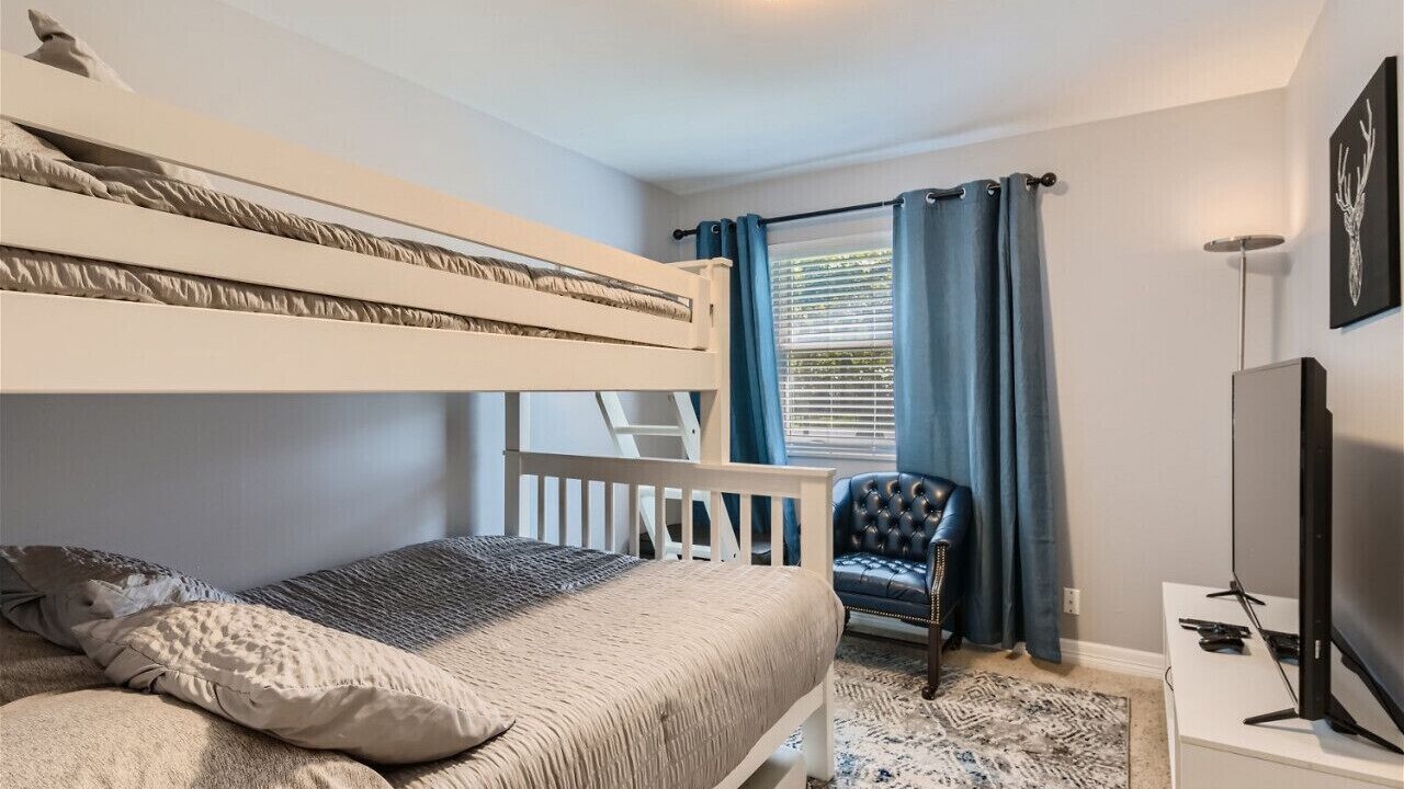Photo of Bedroom in McNeil