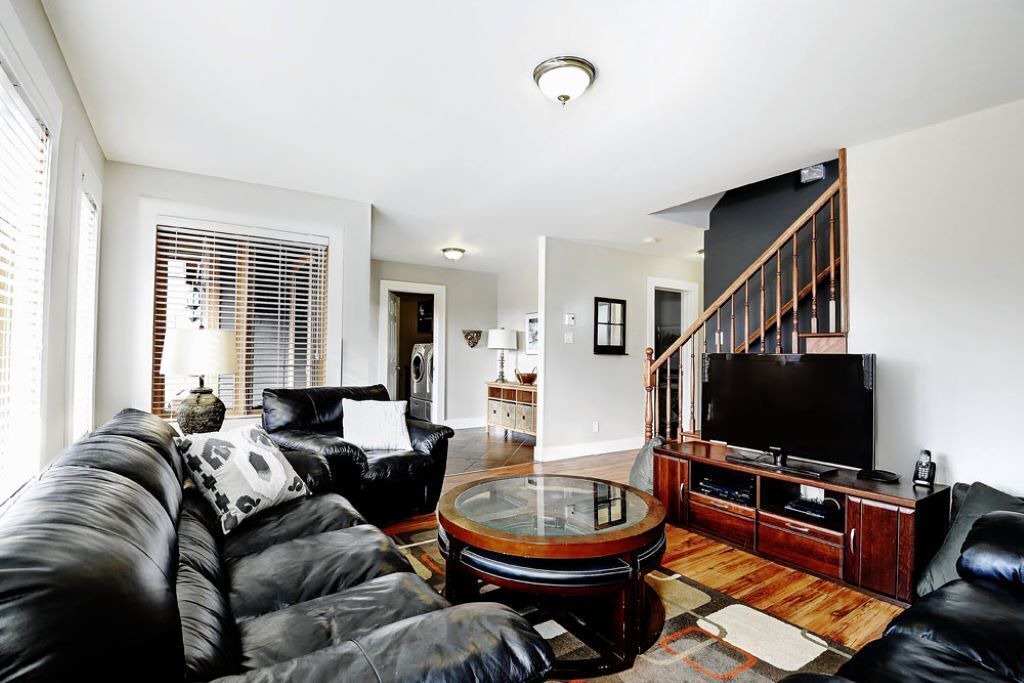Photo of Livingroom in Stoneham