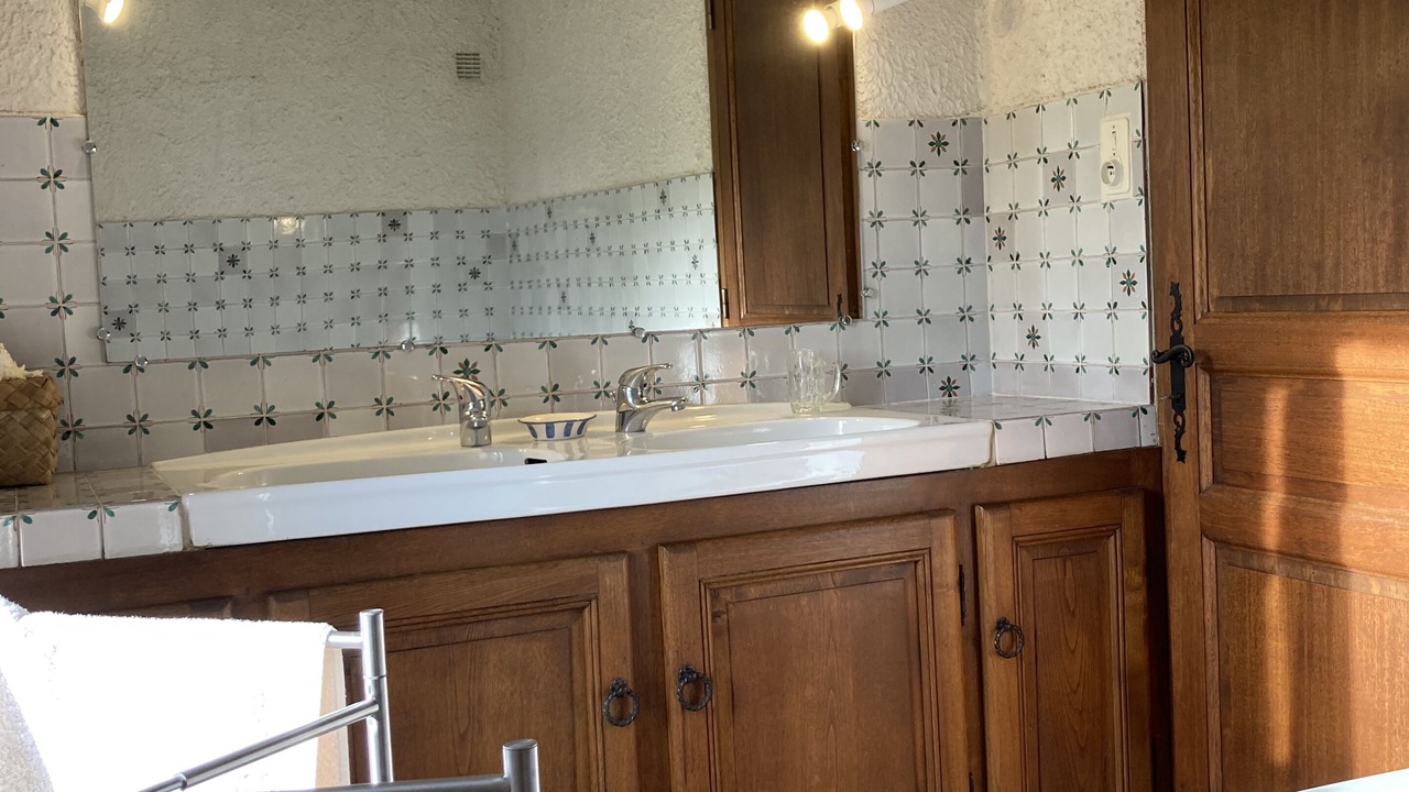 Photo of Bathroom in Loubers