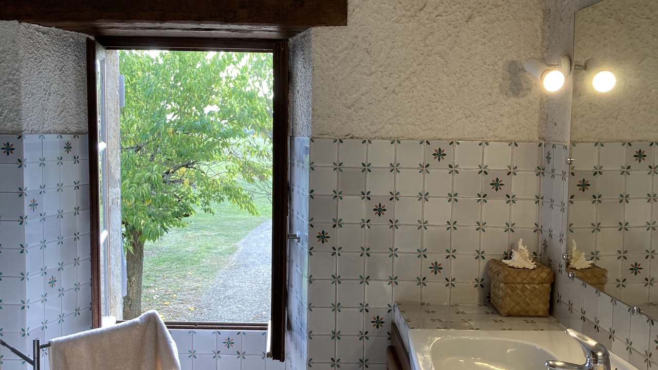 Photo of Bathroom in Loubers