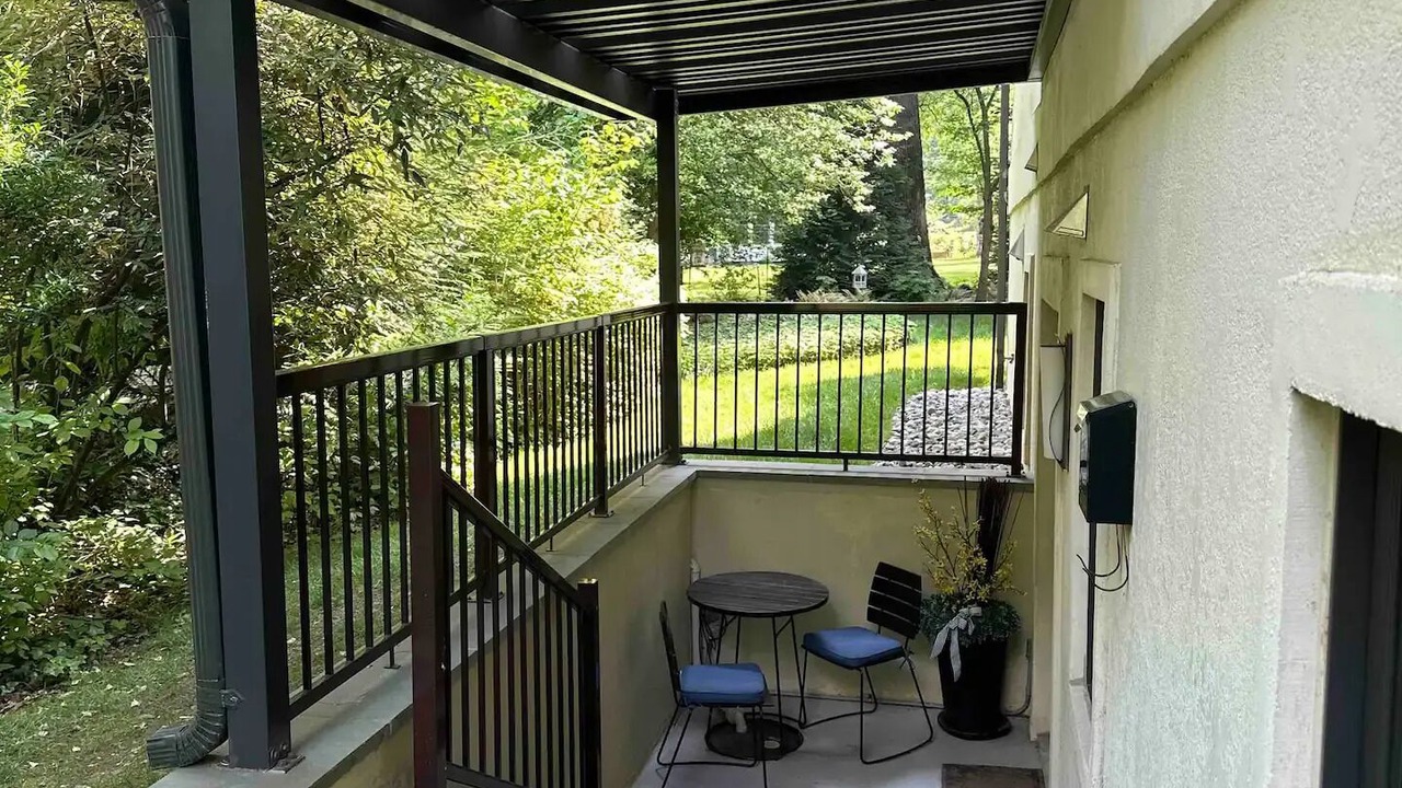 Photo of Others in Bethesda