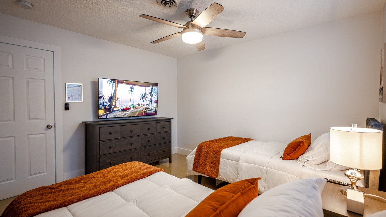 Photo of Bedroom in Imperial Point