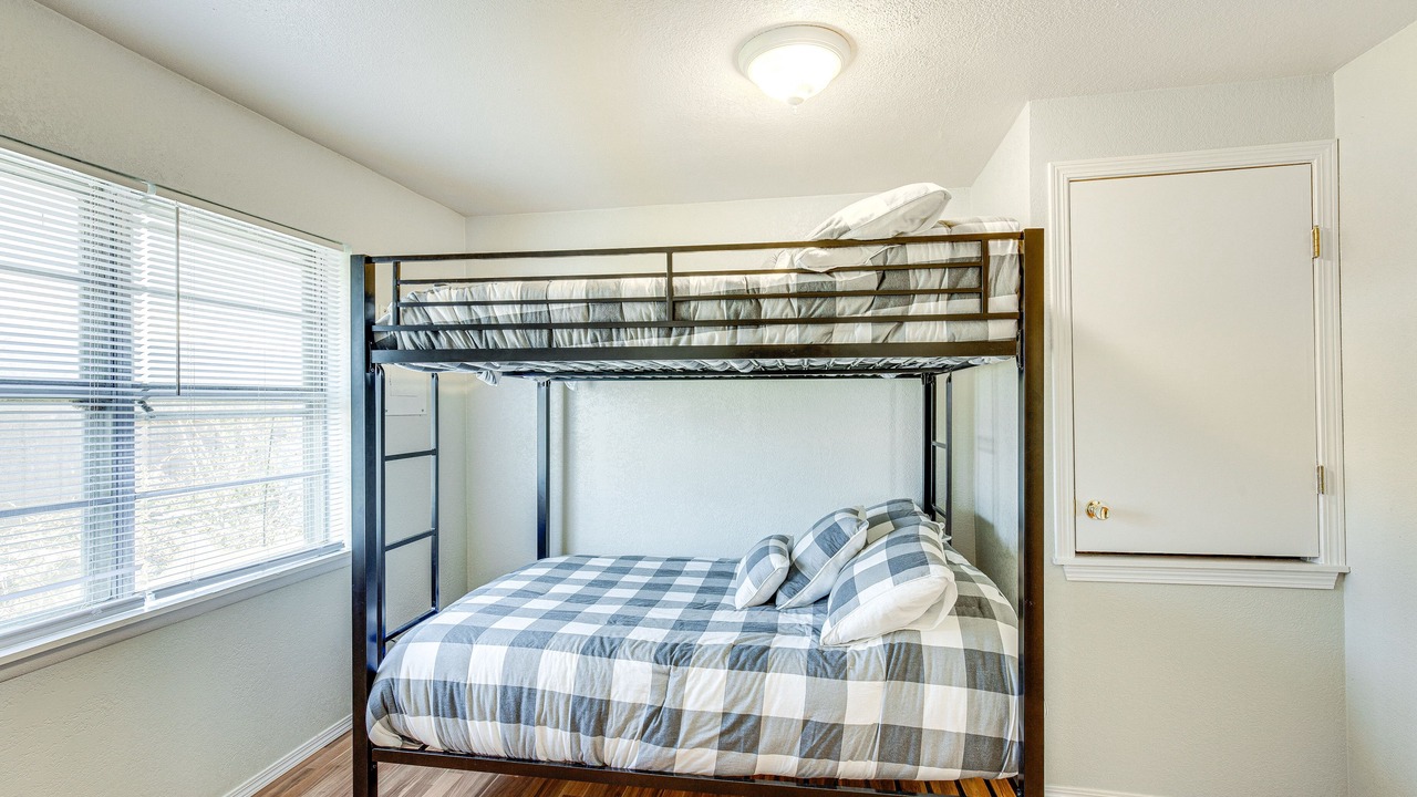 Photo of Bedroom in Atoka