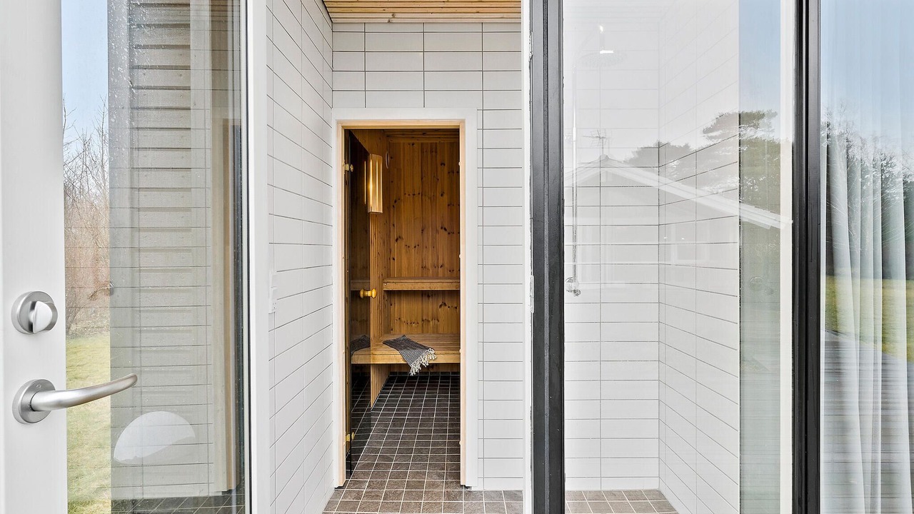 Photo of Bathroom in Yderby