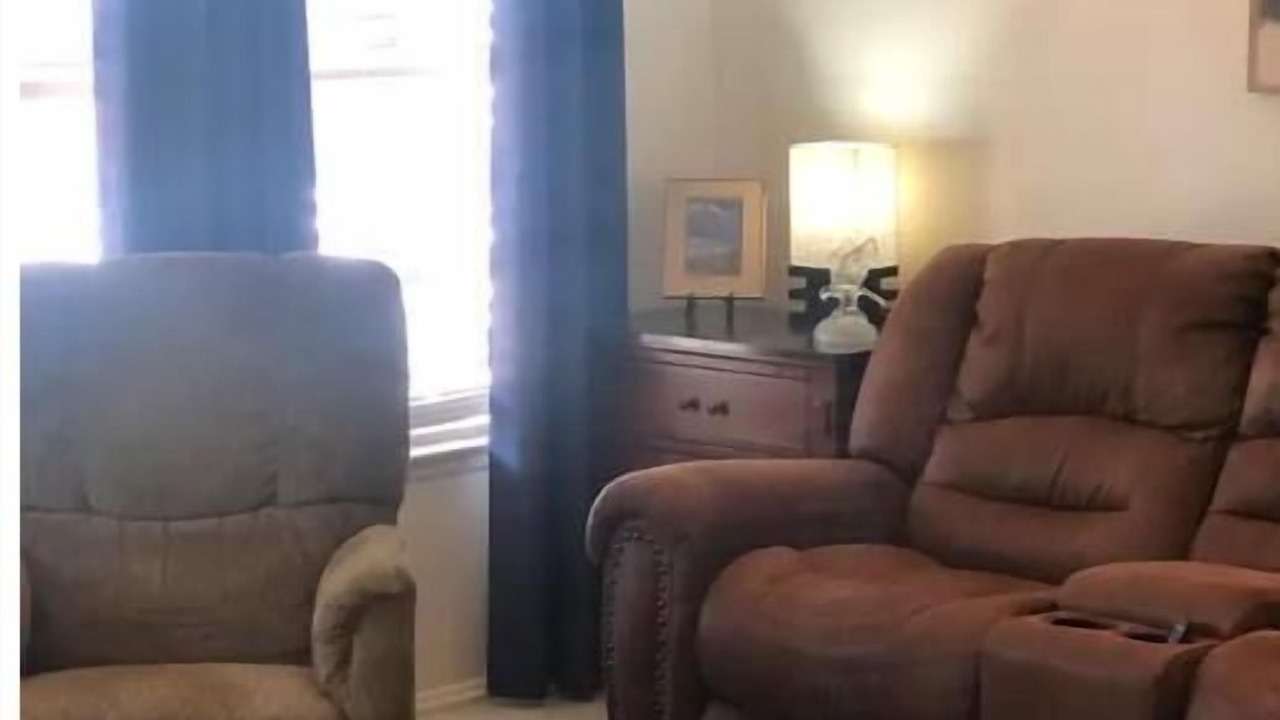 Photo of Livingroom in Arena District