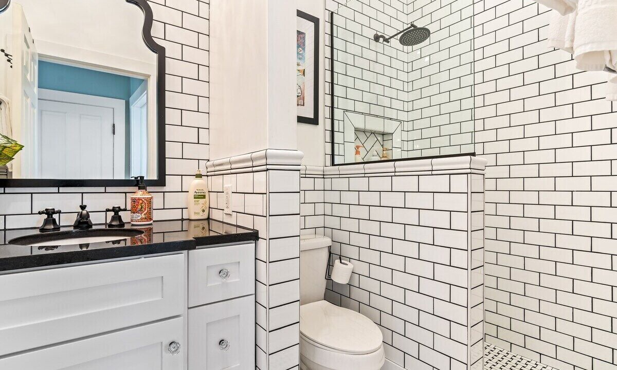 Photo of Bathroom in Bisbee