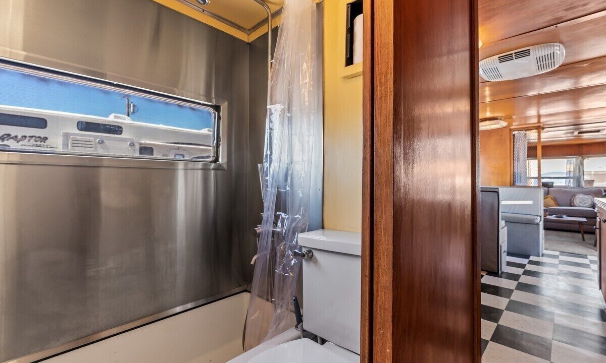 Photo of Bathroom in Tombstone