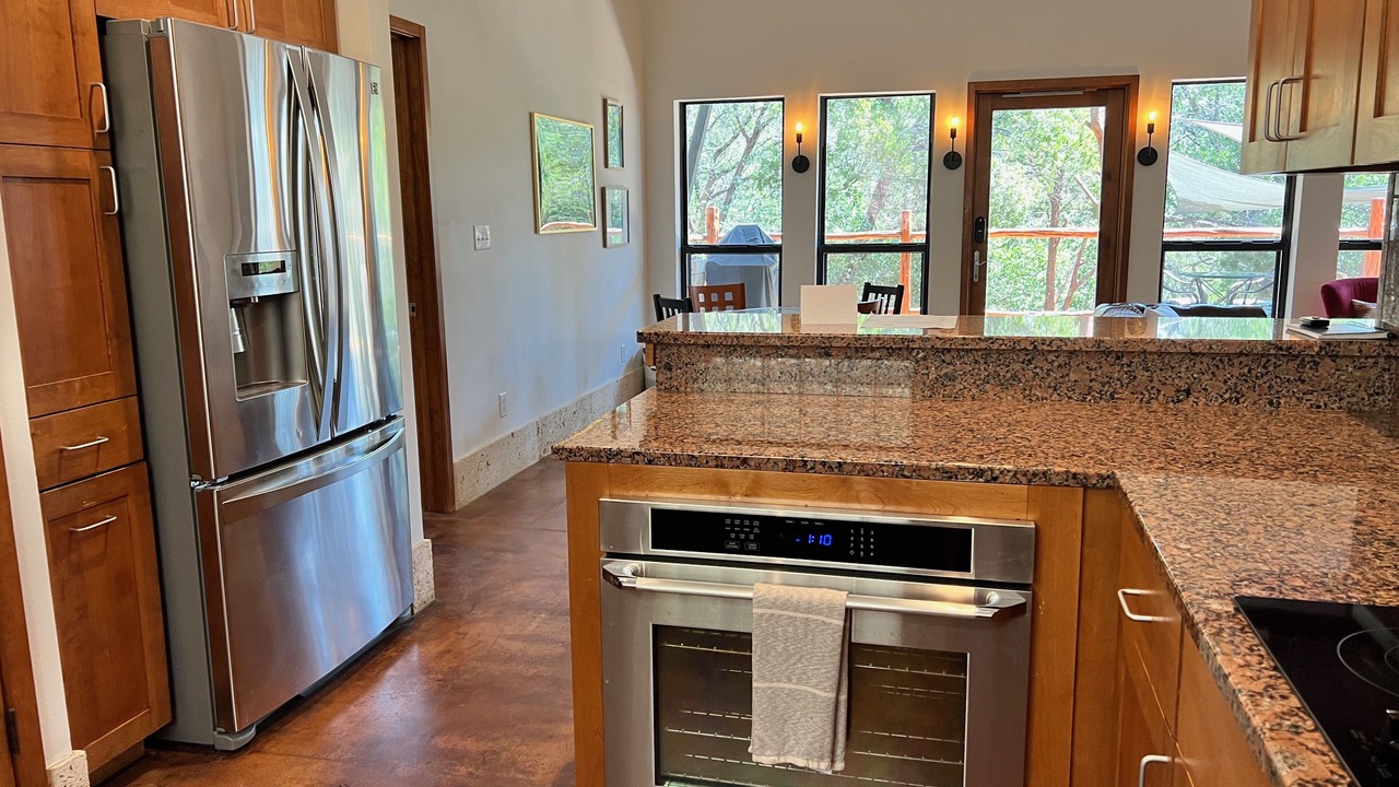 Photo of Kitchen in Westlake Highlands
