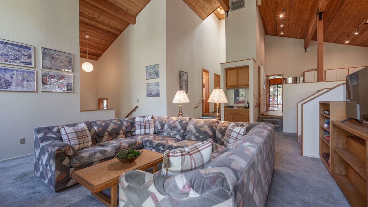 Photo of Livingroom in Alpine Meadows