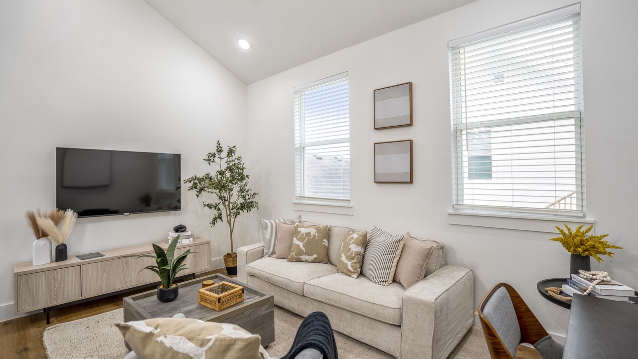 Photo of Livingroom in Greater East End