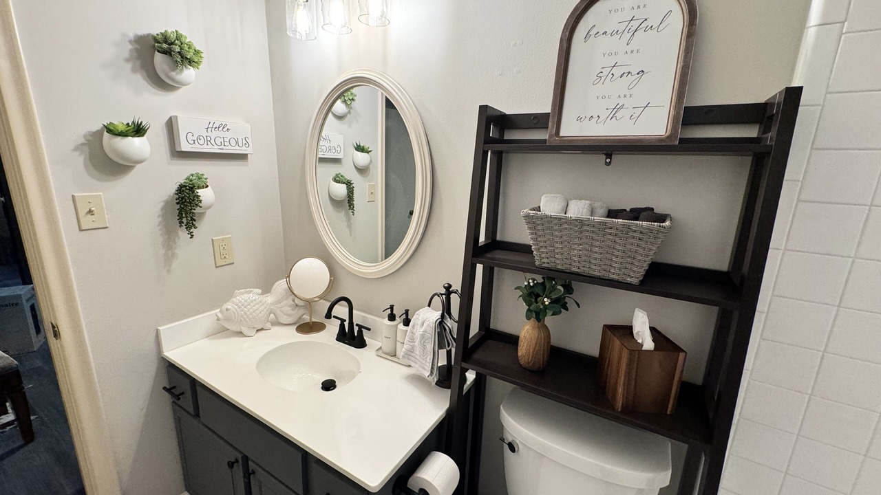 Photo of Bathroom in Southwest Carrollton