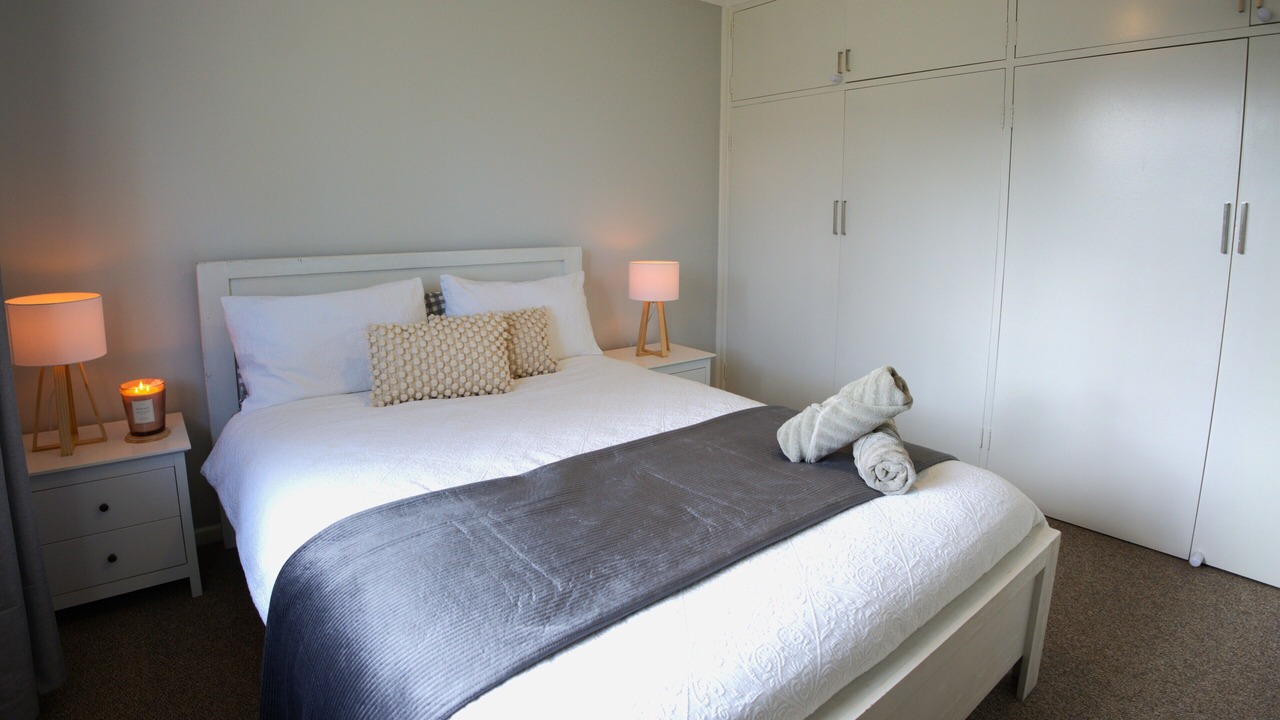 Photo of Bedroom in Batehaven