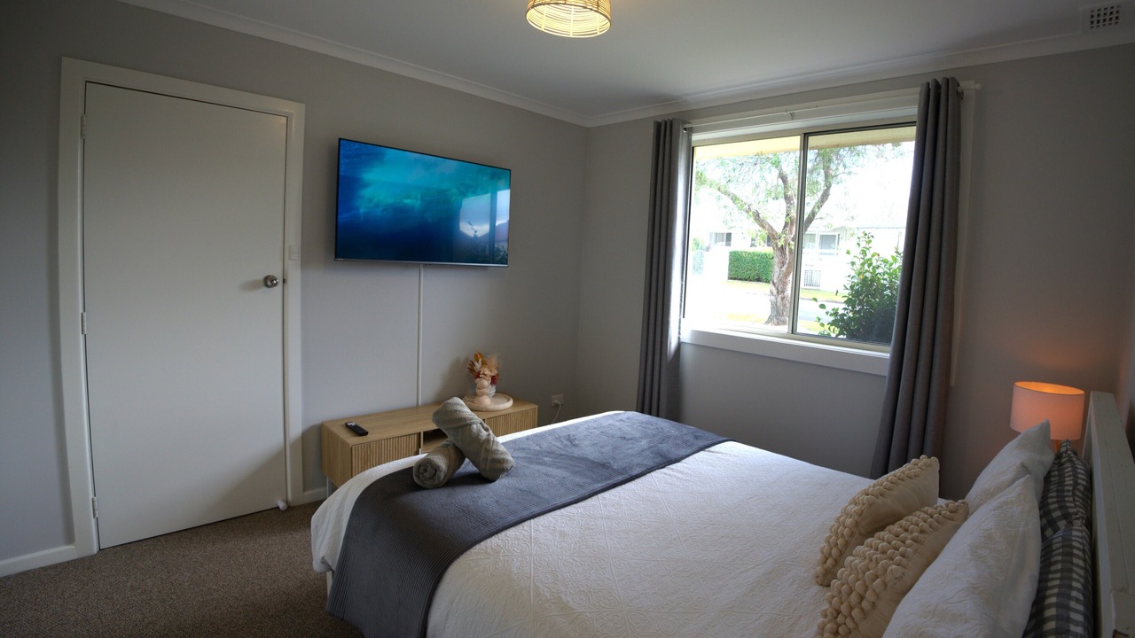 Photo of Others in Batehaven