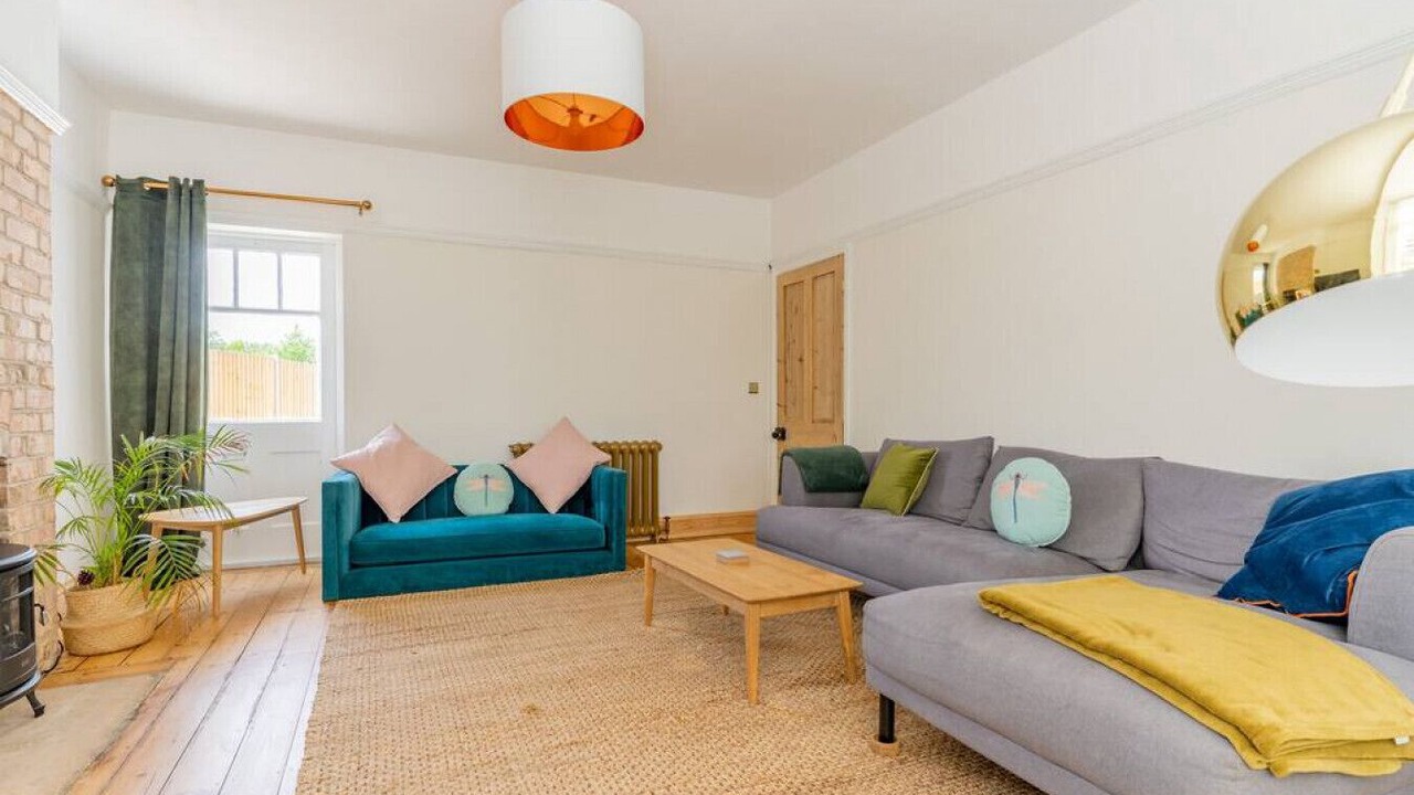 Photo of Livingroom in Leicester