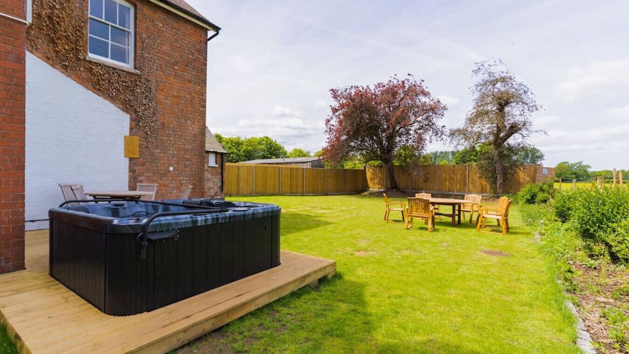 Photo of Outdoor in Leicester