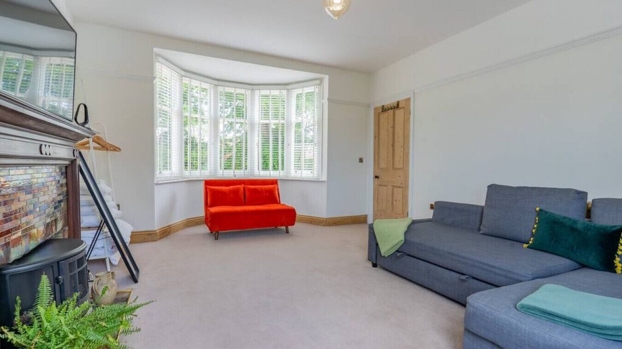 Photo of Livingroom in Leicester