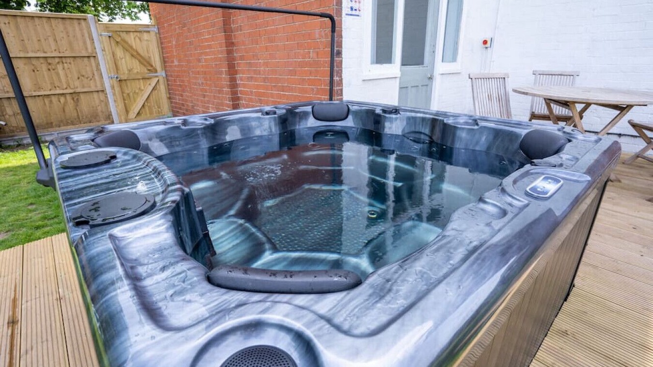 Photo of Outdoor in Leicester