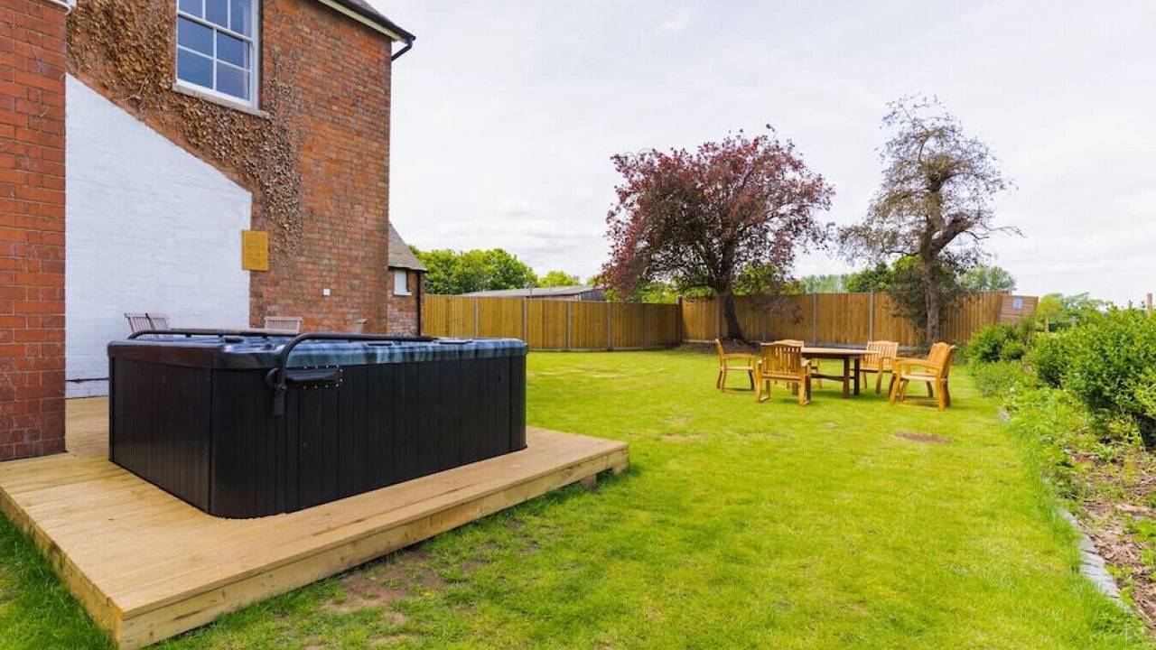 Photo of Outdoor in Leicester