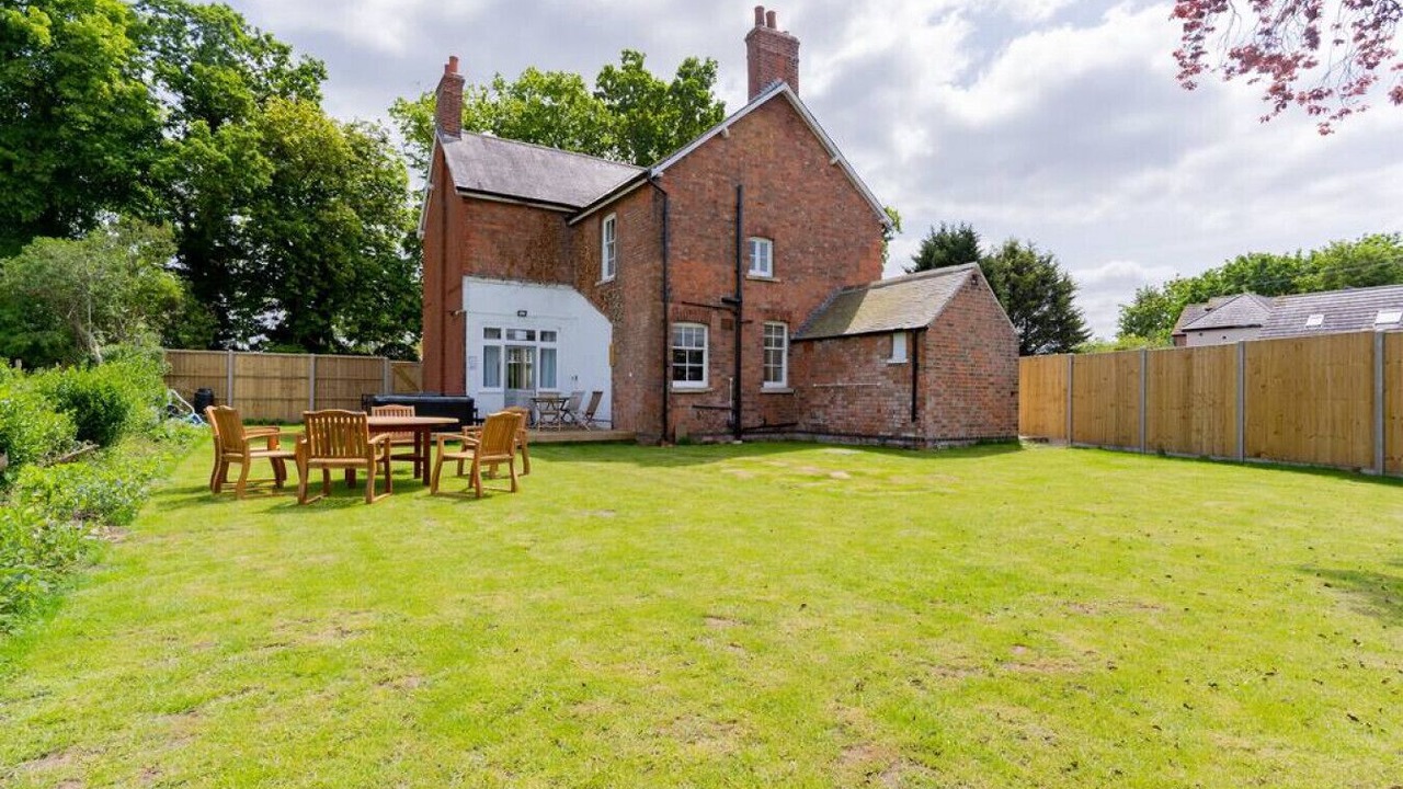 Photo of Outdoor in Leicester