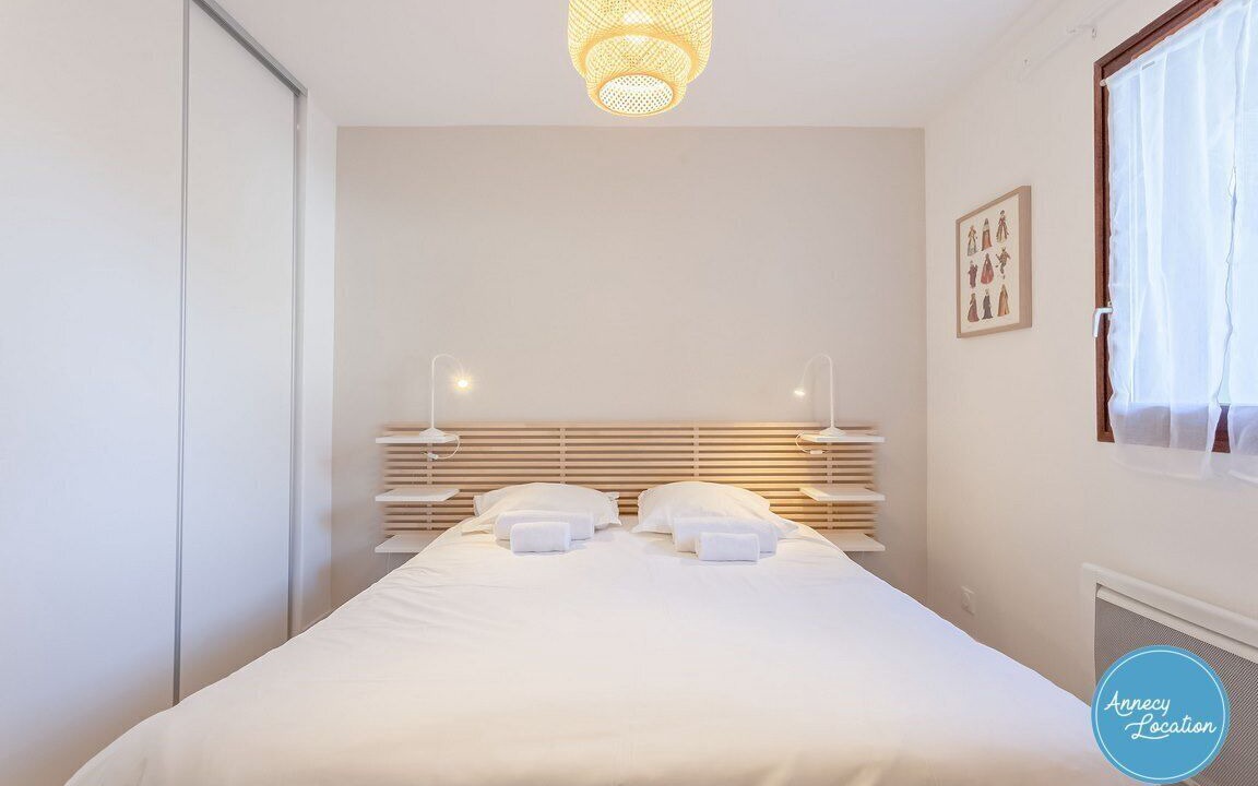 Photo of Bedroom in Menthon-Saint-Bernard