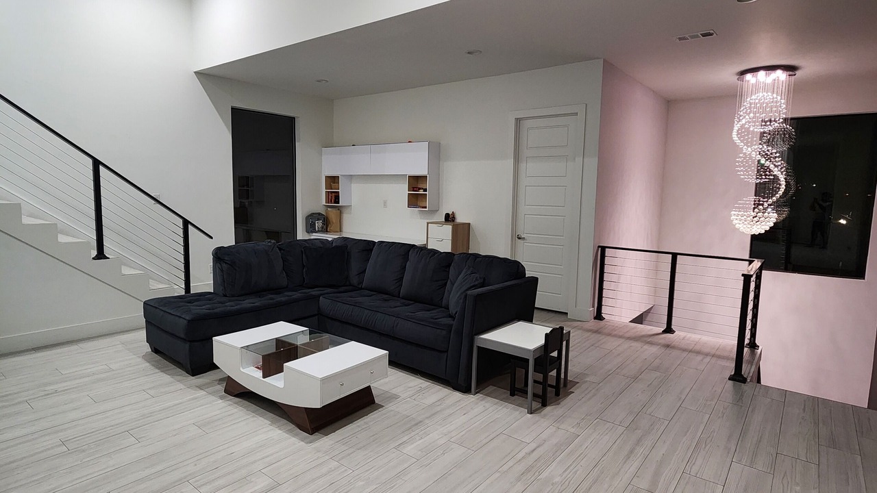 Photo of Livingroom in West Dallas