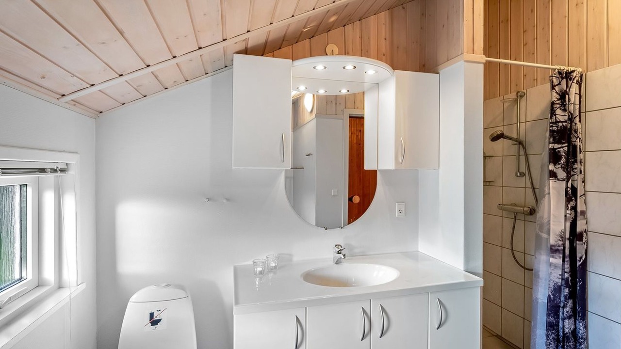 Photo of Bathroom in Bork Havn