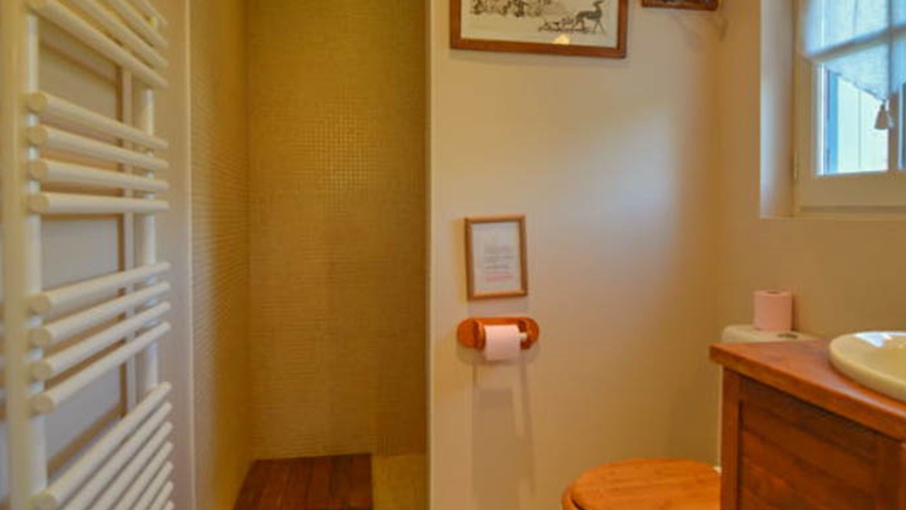 Photo of Bathroom in Chambourg-sur-Indre