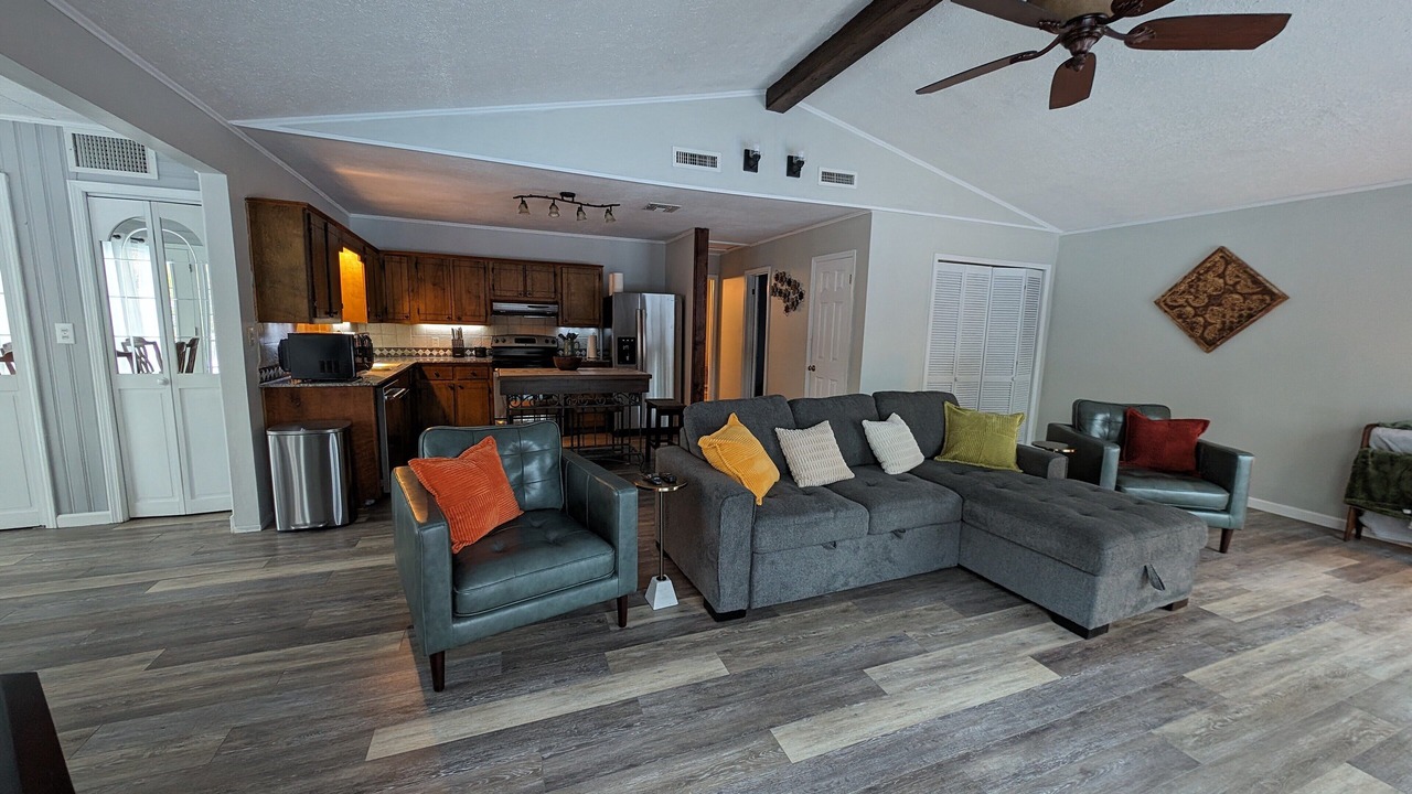 Photo of Livingroom in Grapevine