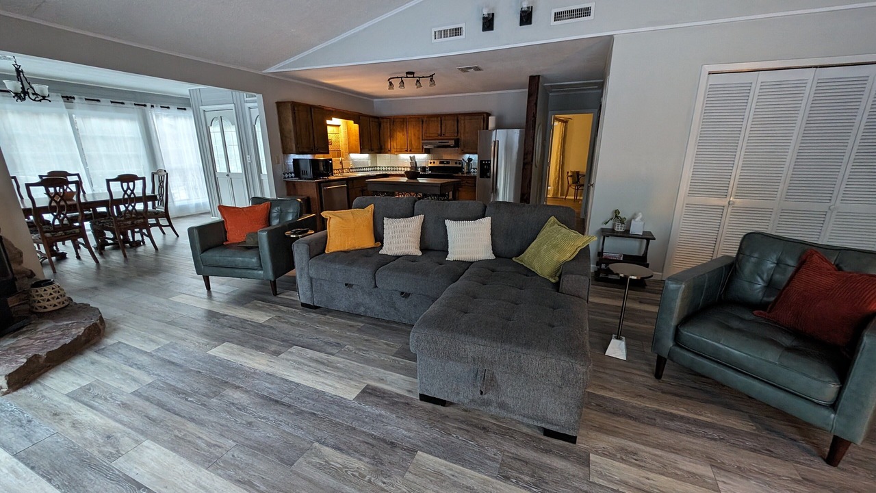 Photo of Livingroom in Grapevine