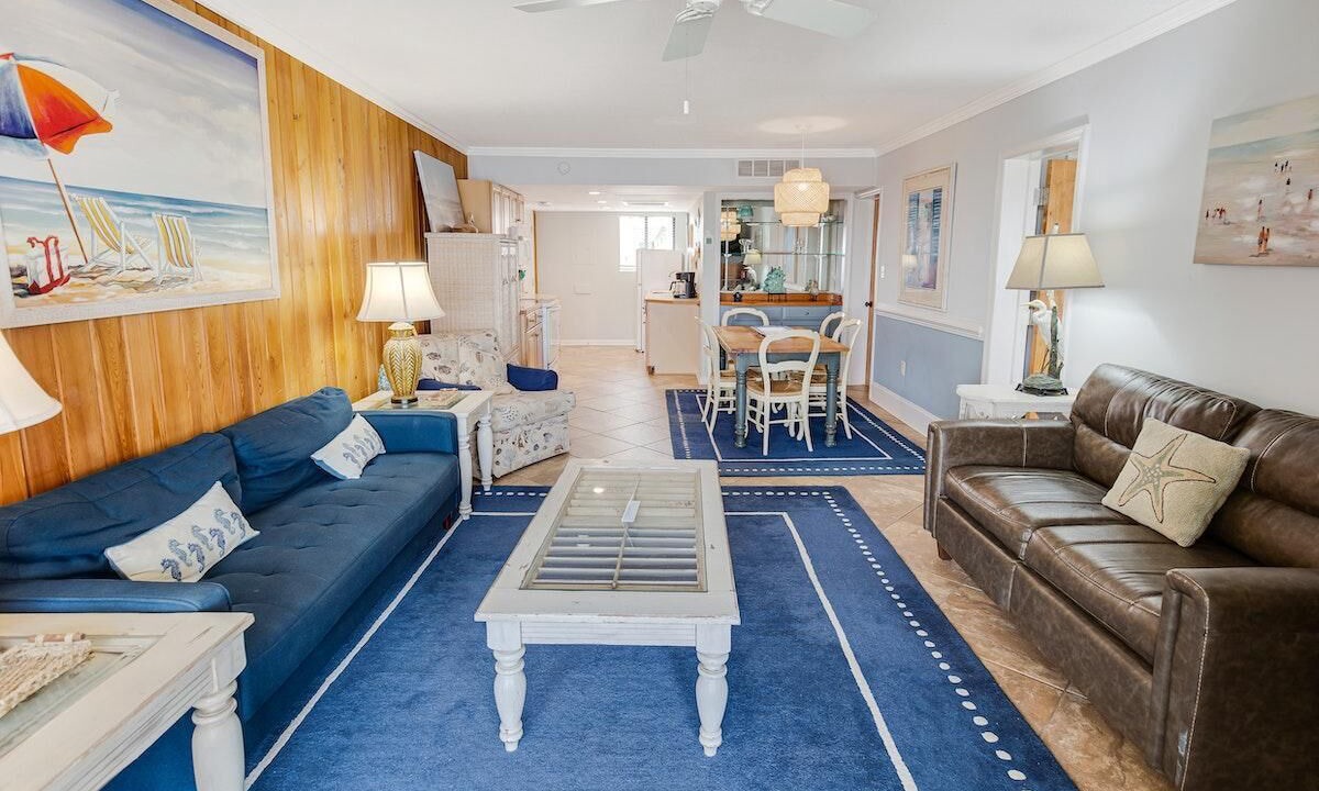 Photo of Livingroom in Litchfield by the Sea