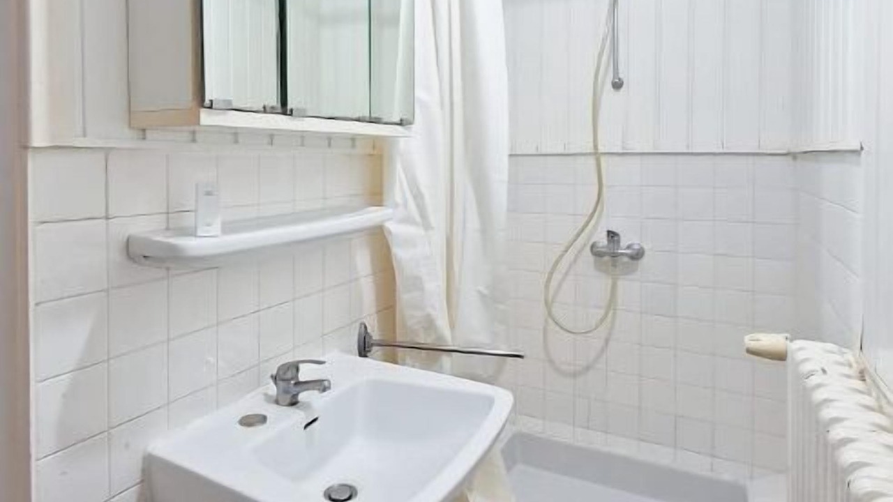 Photo of Bathroom in Trappes