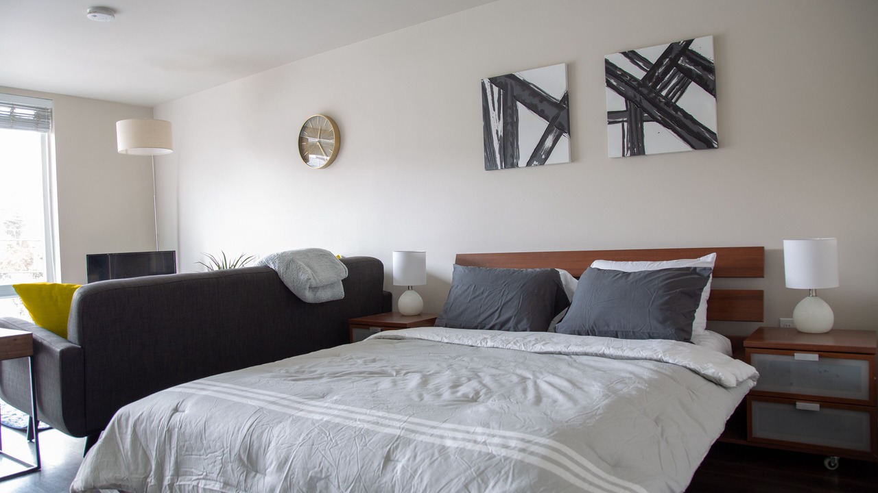 Photo of Bedroom in Broadway