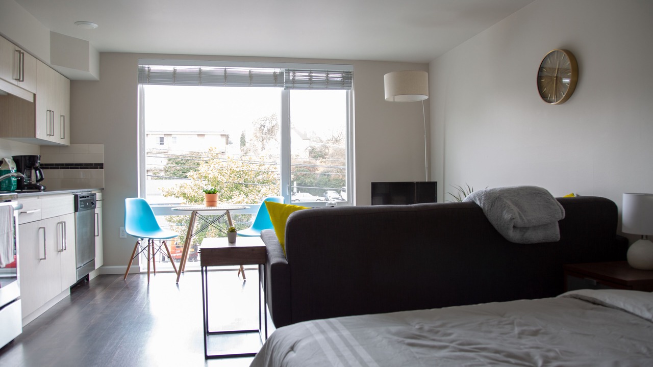 Photo of Bedroom in Broadway